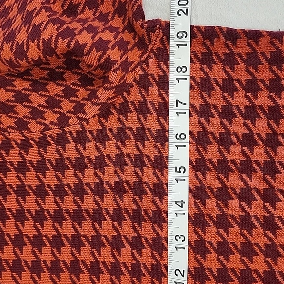 NWT Kim Rogers Women's Wine Houndstooth Crew Long Sleeve Pullover Sweater, sz MD - Picture 5 of 15